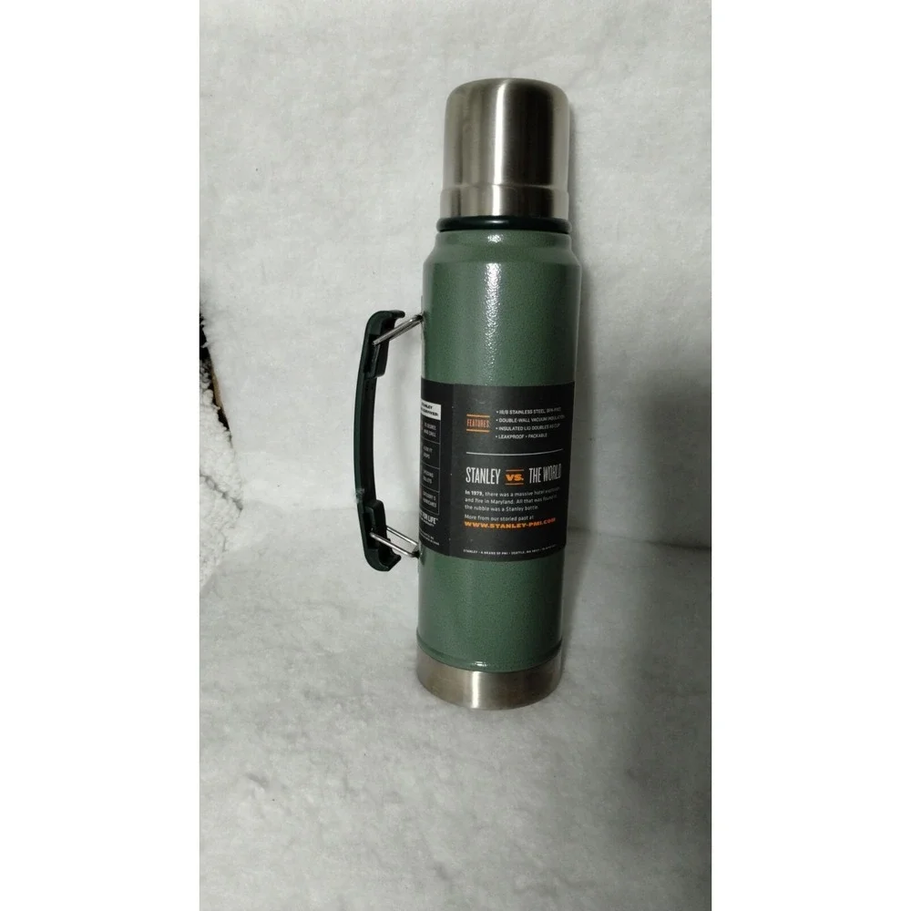 Stanley Classic Bottle Thermos 1.1 QT 24 Hours‎ Hot/Cold Camping Outdoors Work - Picture 6 of 6